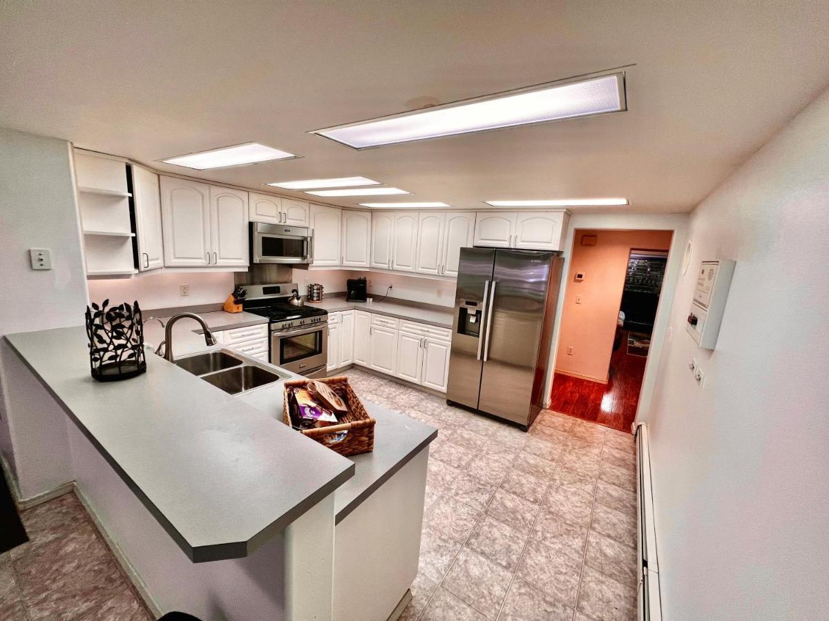 Newly Remodeled Spacious Units, Minutes From Mountains, Inlet, Downtown And Airport Anchorage Exterior foto